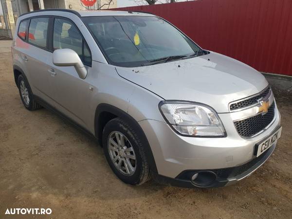 bara fata spate capota trager calandru armatura capota portbagaj haion luneta Chevrolet Orlando 2011 motor 2.0d 131cp LNP dezmembrez dezmembrari piese - 1