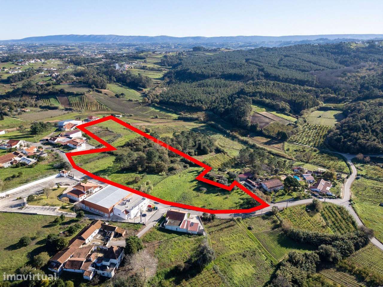 erreno com 22.585 m² na Junqueira – excelente potencial de investiment - Grande imagem: 2/4