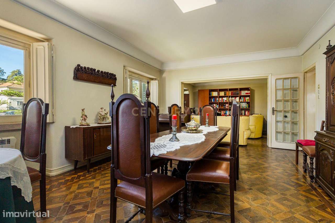 Charmosa Moradia em Alvalade para venda-22