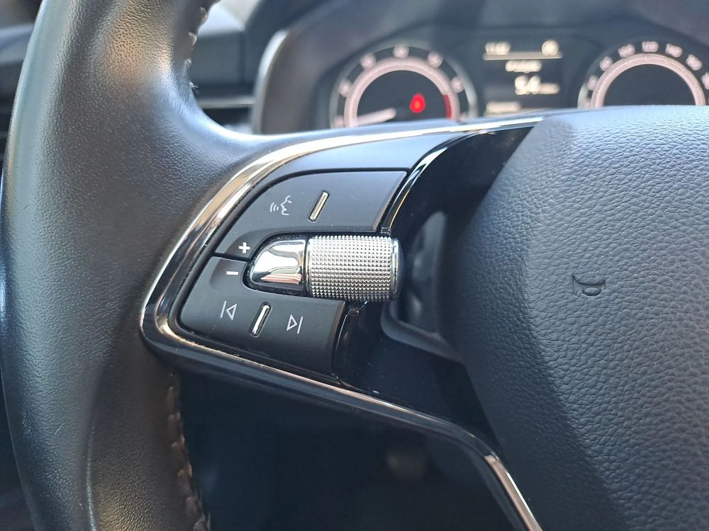 SKODA KAMIQ 1,5 TSI 150KM Kamera Salon PL ASO