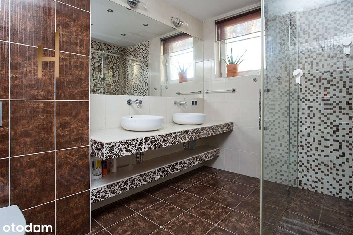 Sprzedam pół bliżniaka w Magdalence 210 m2-9