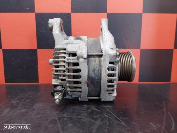 Alternador Nissan Cabstar (F24m, F24w) - 1