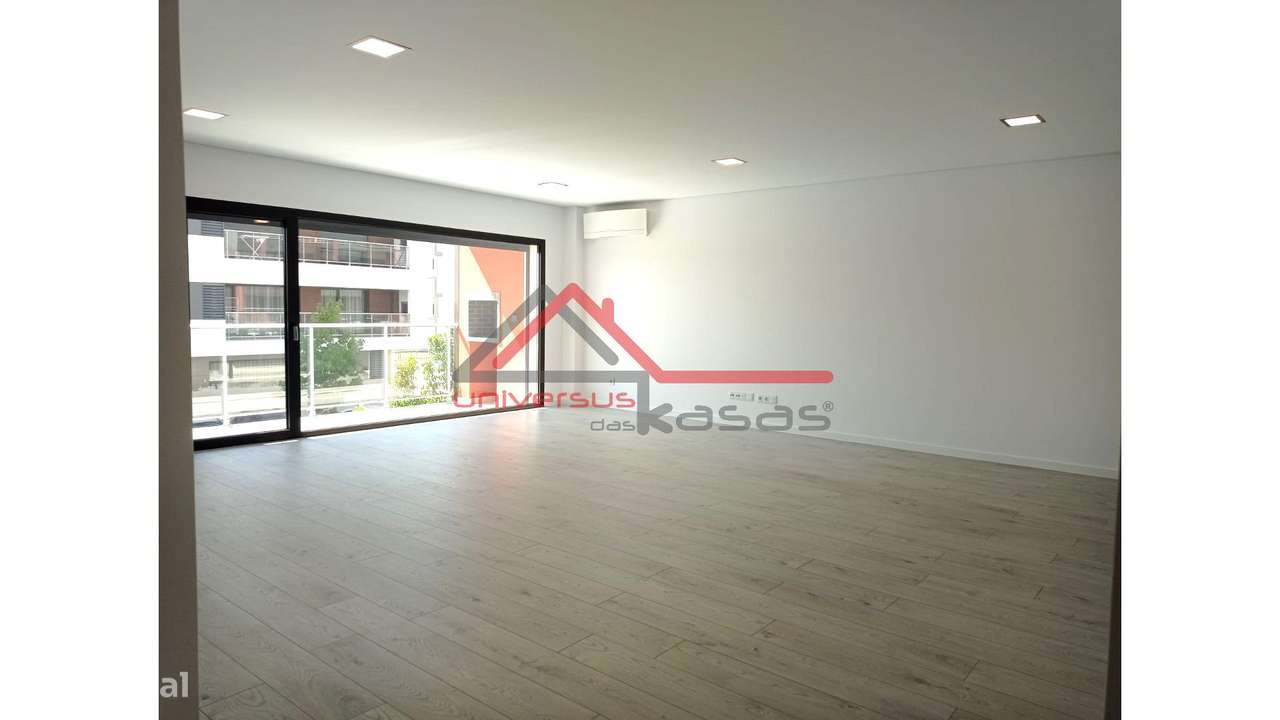 Apartamento T3+2 DUPLEX em Montijo-10