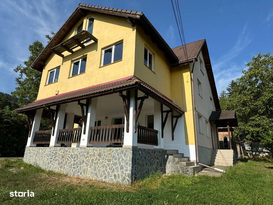 Casa in Sacele pozitionata intr-o zona linistita-0