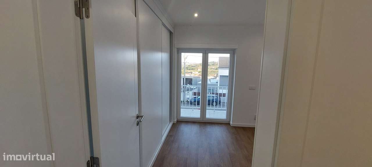 Apartamento T3 Novo na Lourinhã-8
