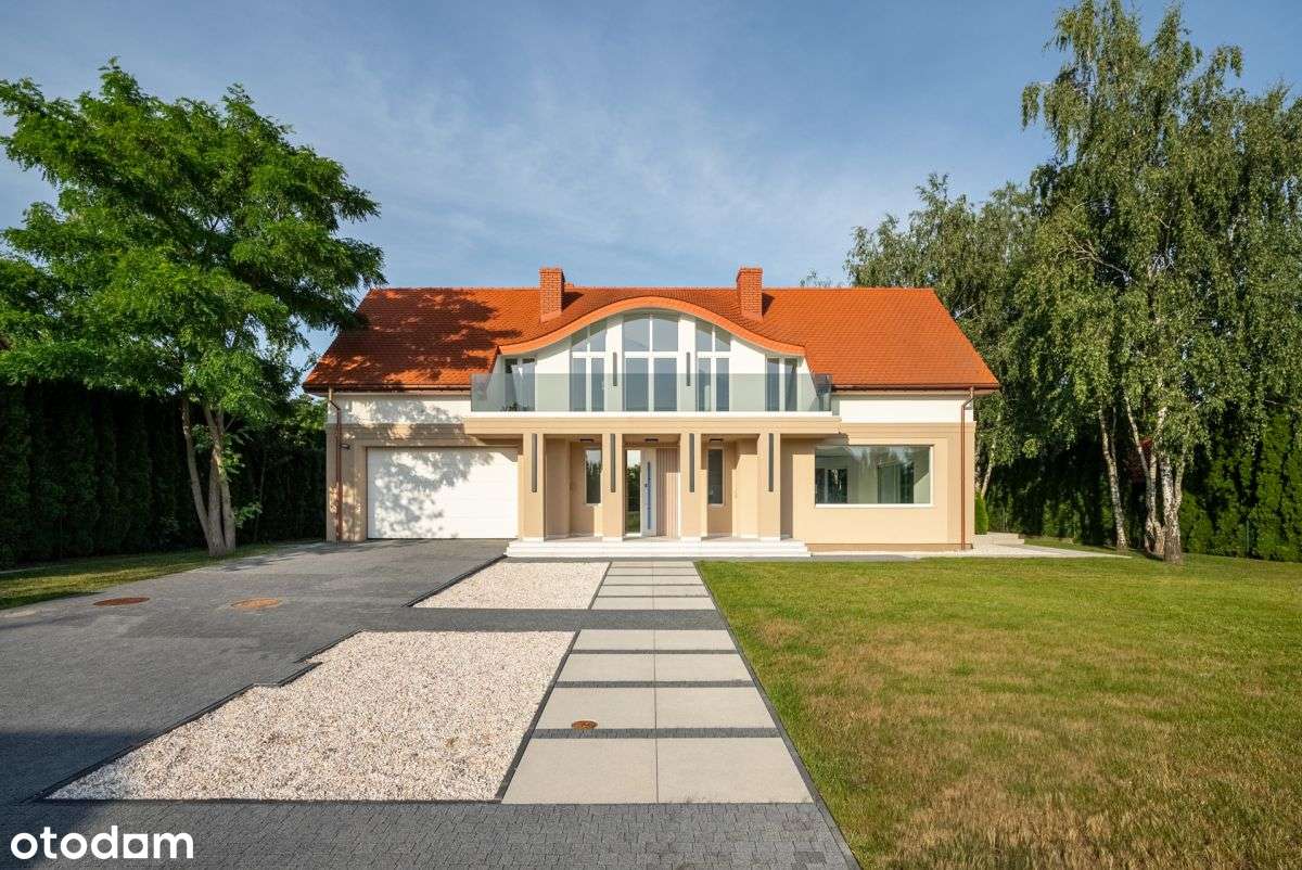 Wyjątkowy dom na sprzedaż na Rogach-3