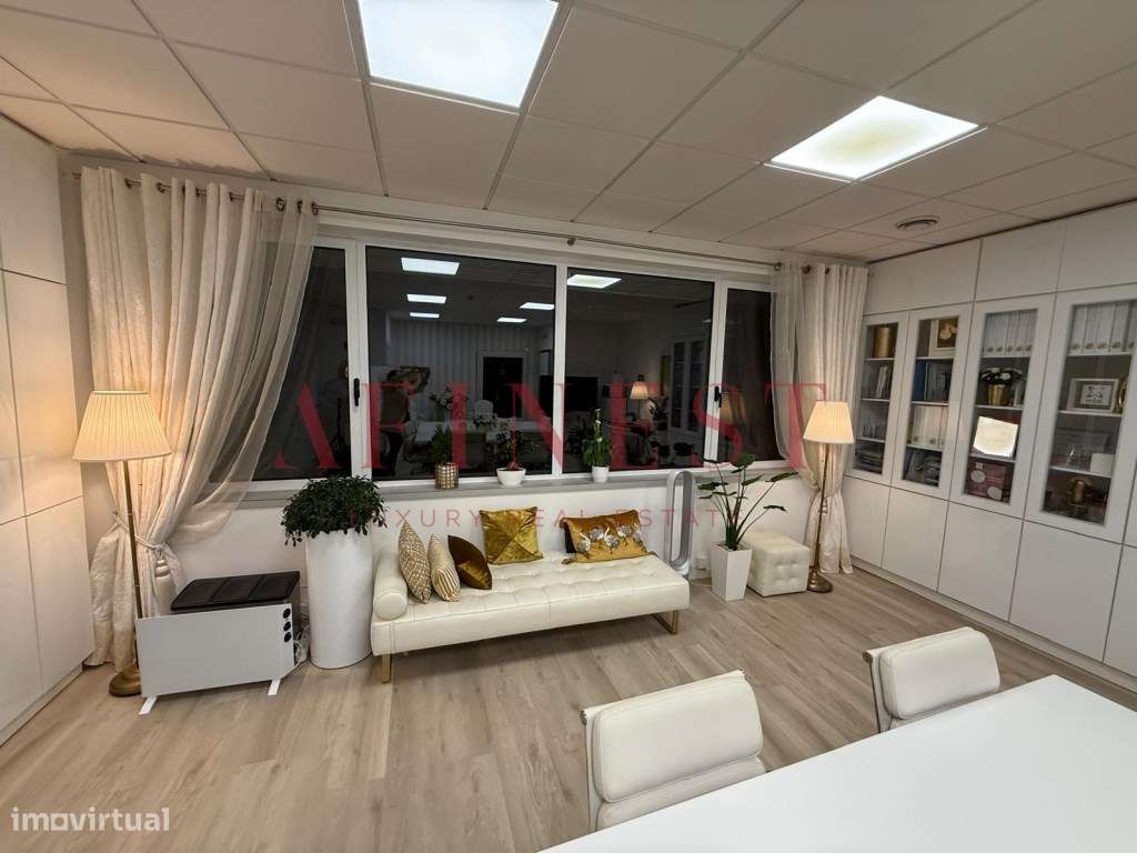 ESCRITÓRIO REMODELADO NA QUINTA DA BELOURA-18