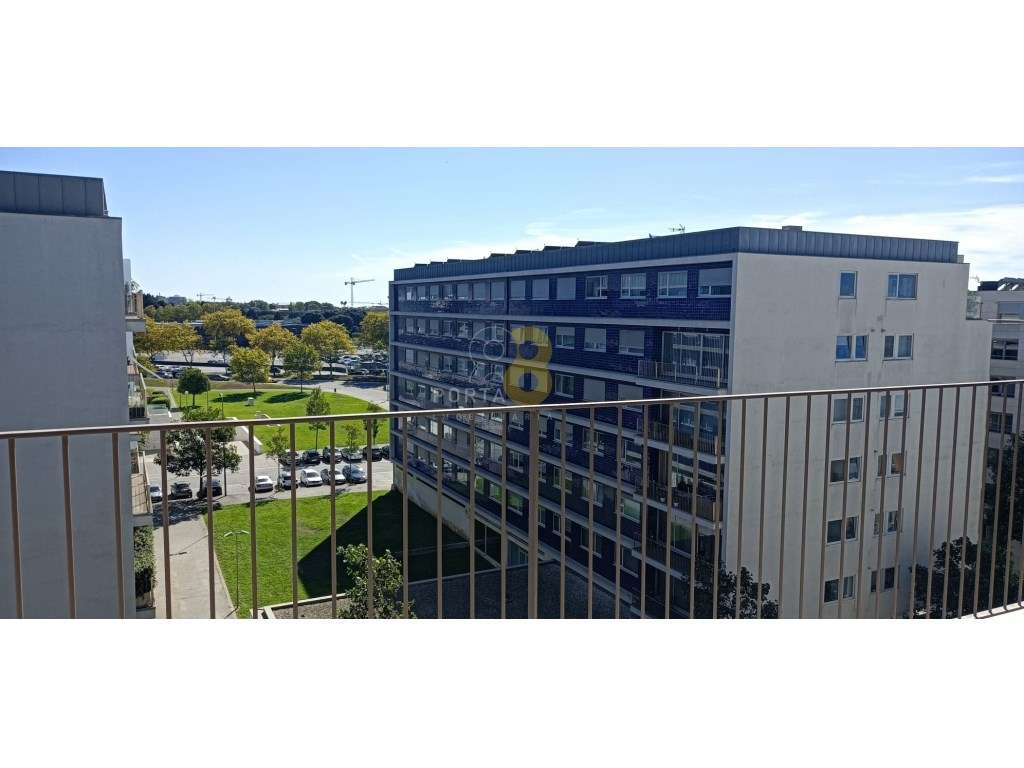 T4 com terraço ultimo piso, vistas do parque e mar - Grande imagem: 4/25