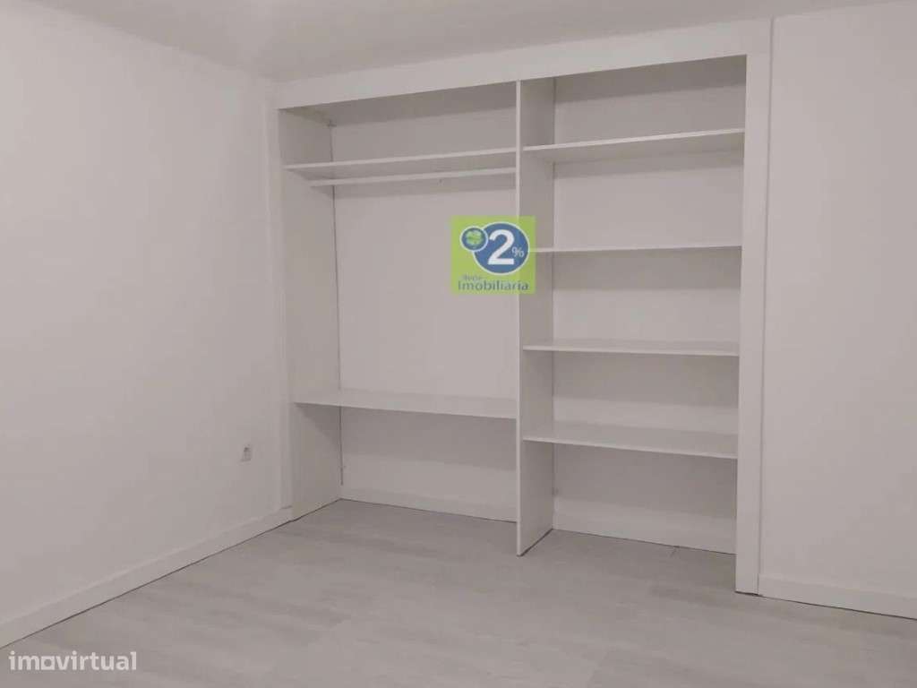 Loja remodelada, transformada em T2 - Grande imagem: 4/7