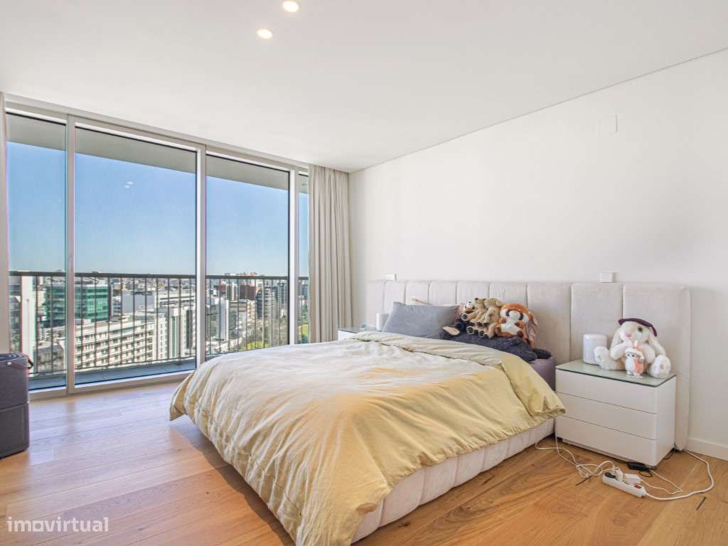 Apartamento T2 com varanda, estacionamento no Condomínio Infinity-20