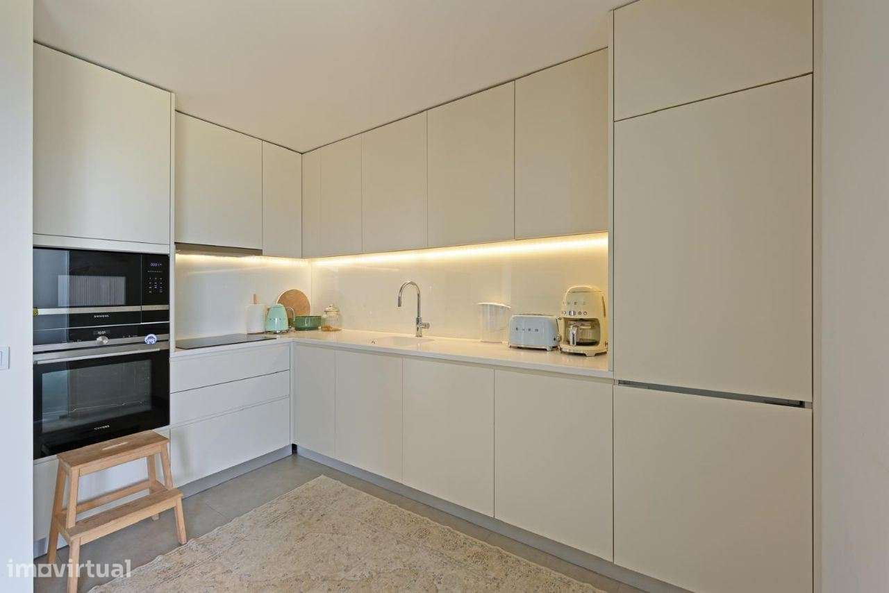 Excelente T2 c/ Garagem Fechada/Moderno/junto praia Leça da Palmeira-6