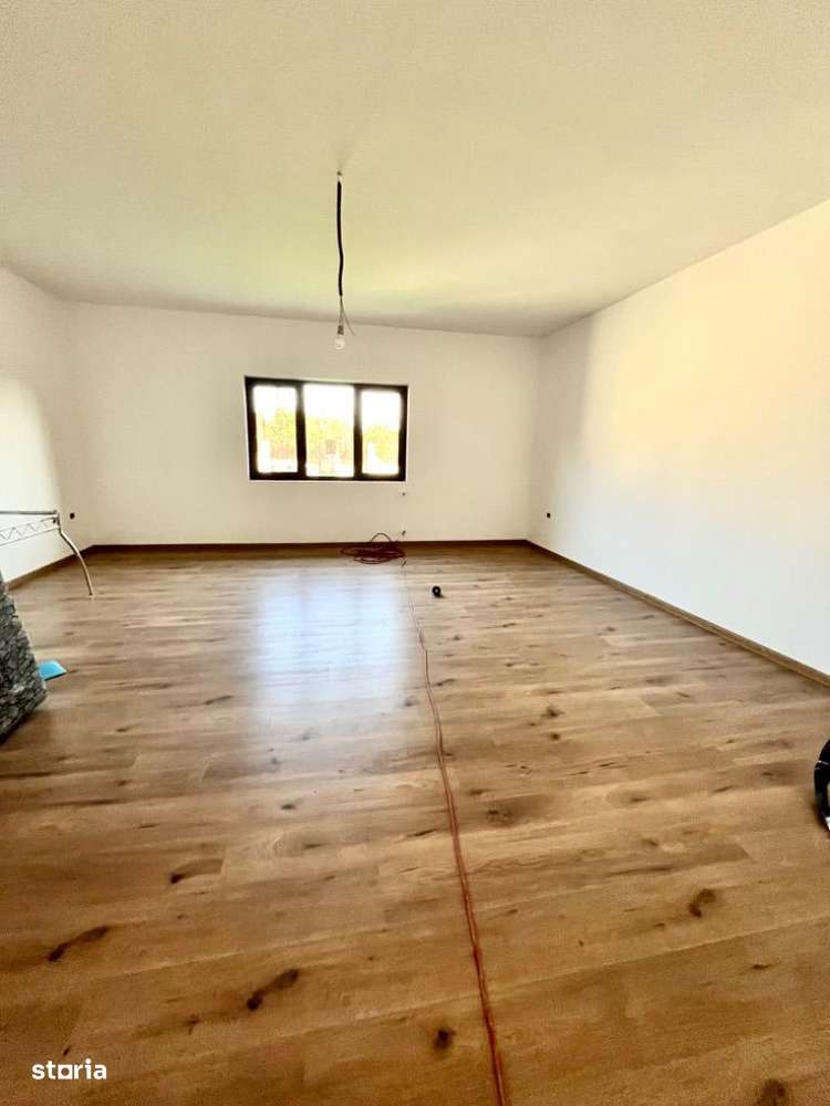 Vila NOUĂ Chercea 180mp - Imagine principală: 5/8