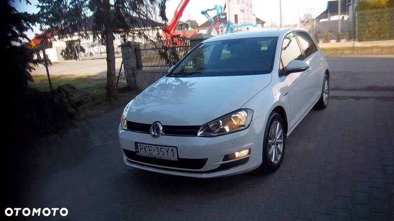 Volkswagen Golf - 2