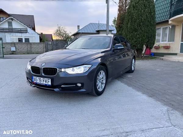 BMW Seria 3 320d Efficient Dynamic Edition Aut. Blue Performan Sport Line - 2