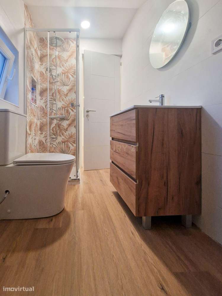 Moradia isolada c/ 4 assoalhadas totalmente remodelada c/ possibilidad-6