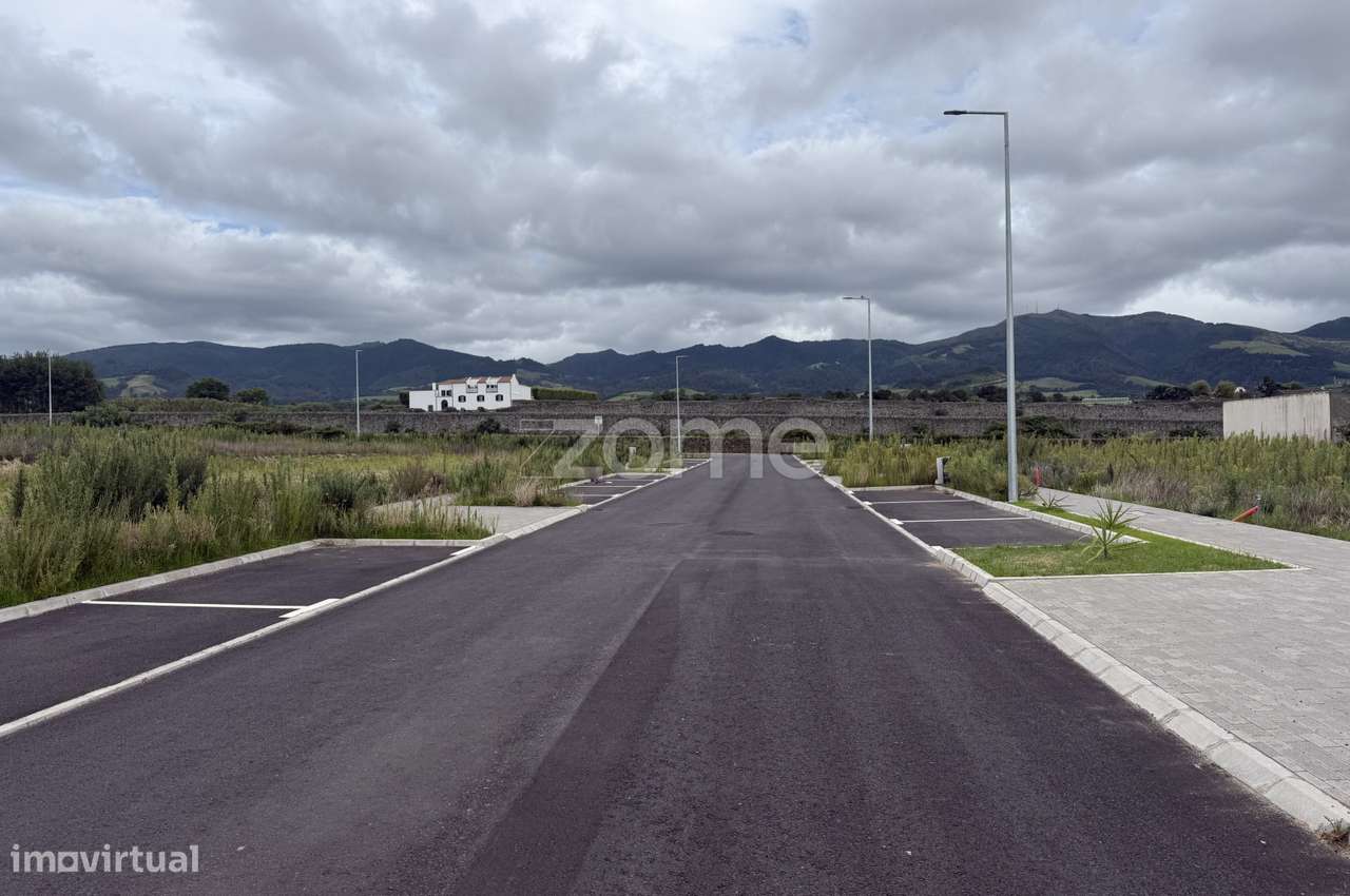 Lote Urbano 397 m² na Matriz, Ribeira Grande - Grande imagem: 4/17