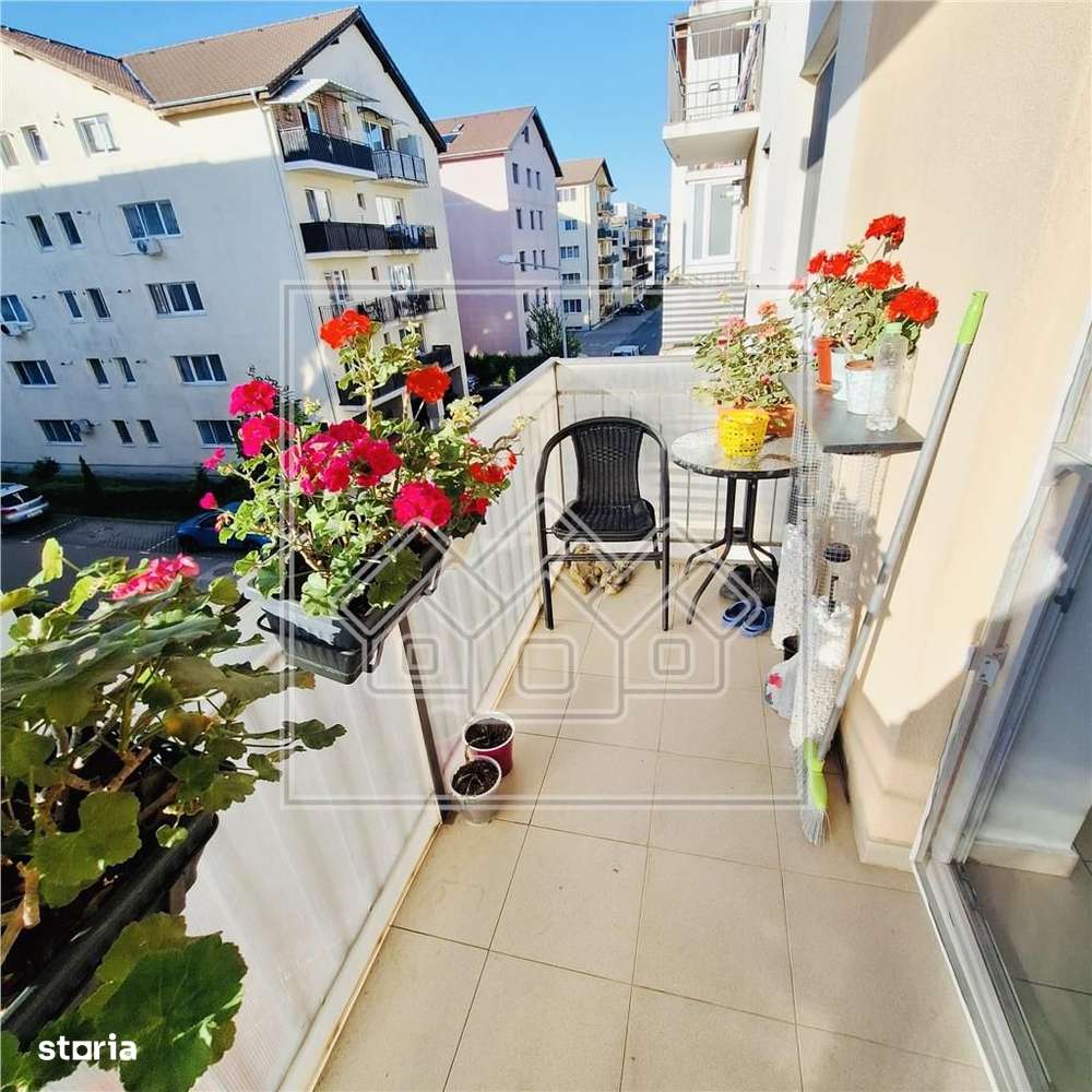 Apartament decomandat cu 3 camere, 2 bai, 2 balcoane, loc de parcare-2