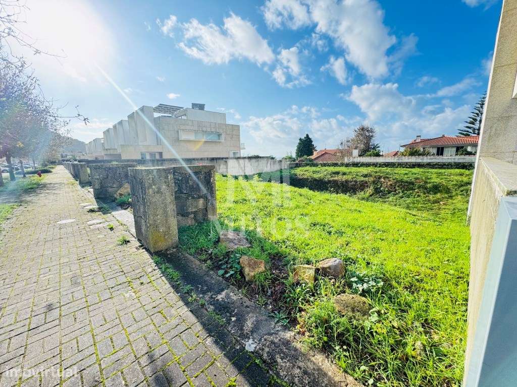 Lote de construção com projeto aprovado para venda na Areosa - Vian... - Grande imagem: 3/7