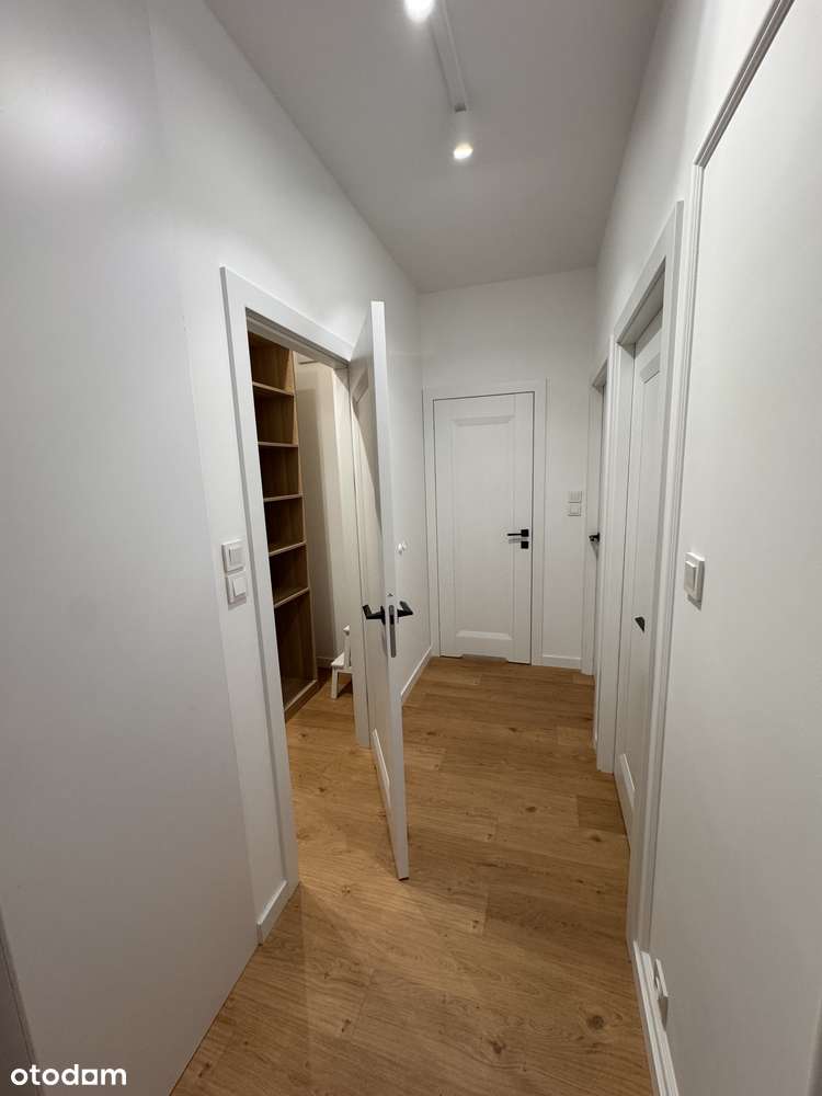 KOMFORTOWE | KLIMATYZACJA | GARAŻ | SIŁOWNIA | 3-POK | OPCJA ŁAD. EV - Pełny obrazek: 5/14