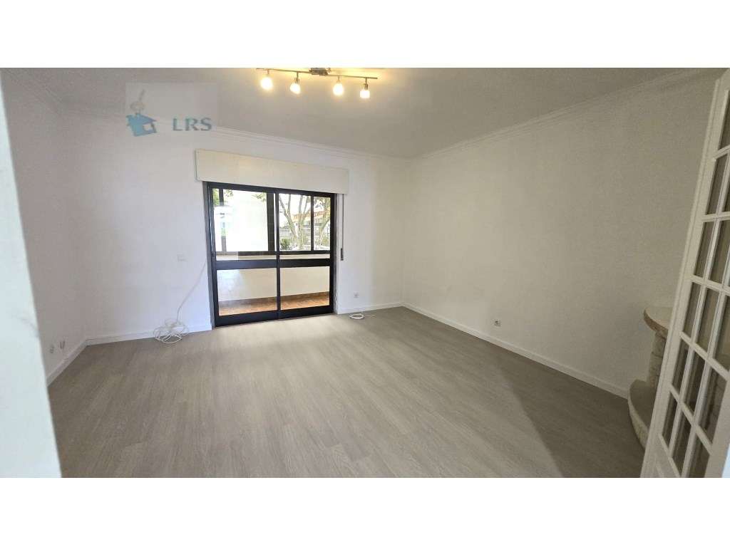 - Quinta da Bicuda, Cascais, T2 em bom estado . 
Excelente T2 na Q...-16