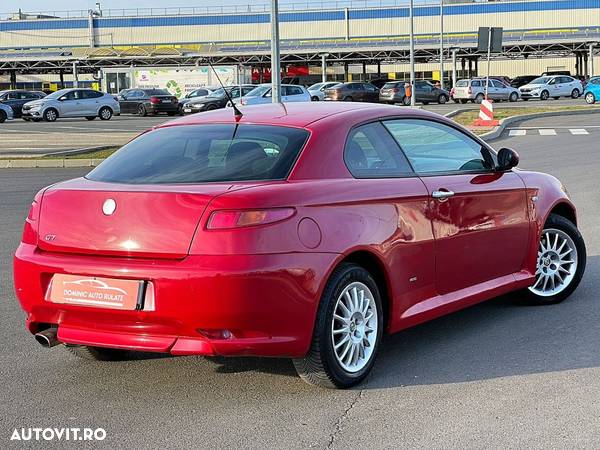 Alfa Romeo GT 1.8 TS Impression - 3