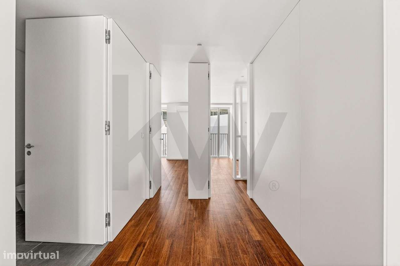 T3 Duplex em Edifício Elegante e Contemporâneo - Grande imagem: 4/43