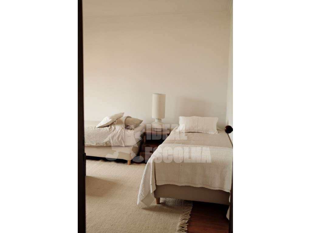 EXCELENTE MORADIA -850.000 €
 MUITO PERTO DAS PRAIAS ...
 BELVERD...-40