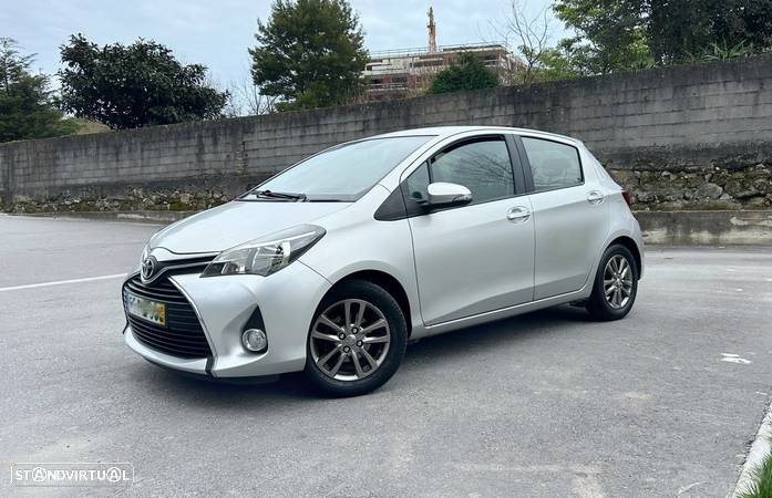 Toyota Yaris 1.0 VVT-i Comfort+P.Style +Navi - 1