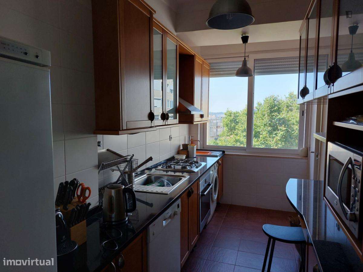 Apartamento com 2 quartos - localizado em Ajuda Lisbon - Grande imagem: 3/5
