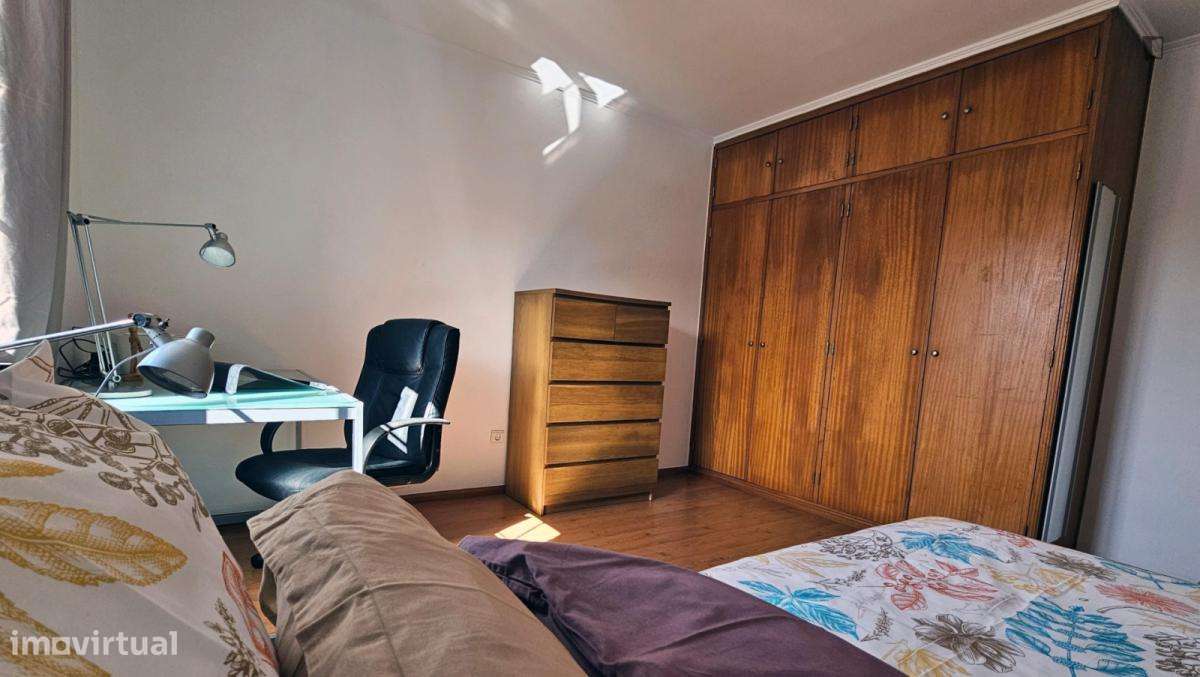 Quarto - localizado em Olivais Lisbon - Grande imagem: 3/8
