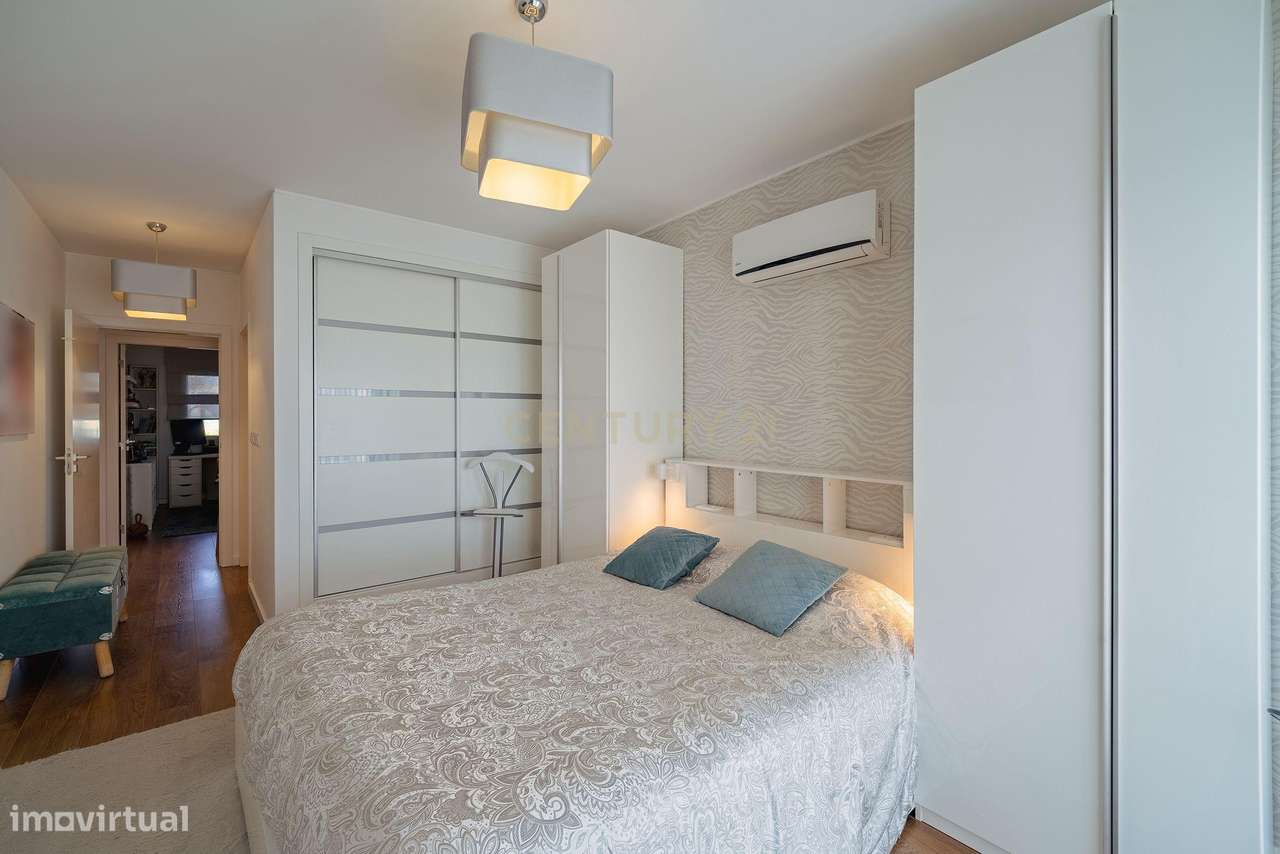 Apartamento T2 Duplex com terraço em condomínio privado-22