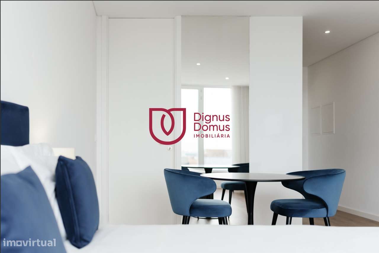 Investimento - T0 com gestão AL no coração do Porto-5