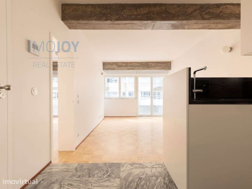 Apartamento T1 para venda no centro histórico do Porto - Grande imagem: 5/32