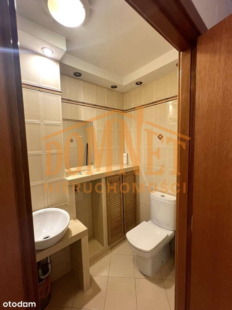 Przy metrze, 4 pokoje, 2 łazienki, balkon,parking - Pełny obrazek: 5/15