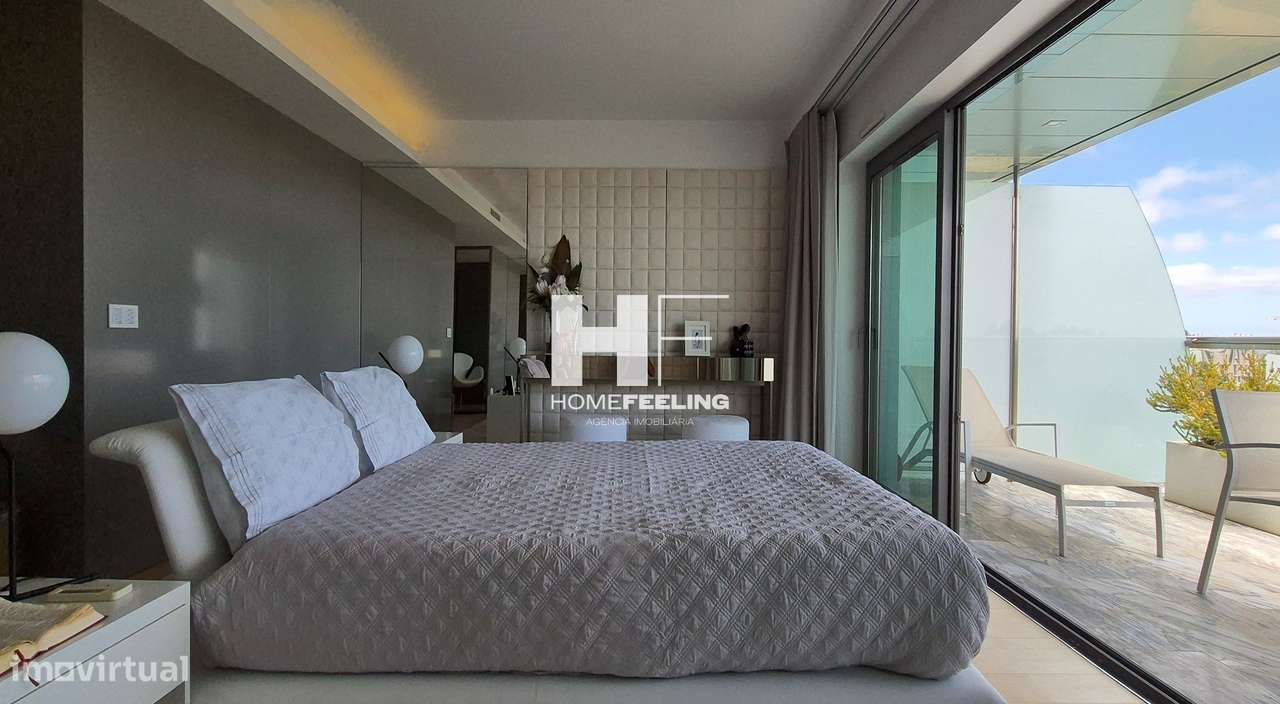 CASCAIS / PENTHOUSE 1.000M2 de frente para o MAR 10 estacionamentos-30