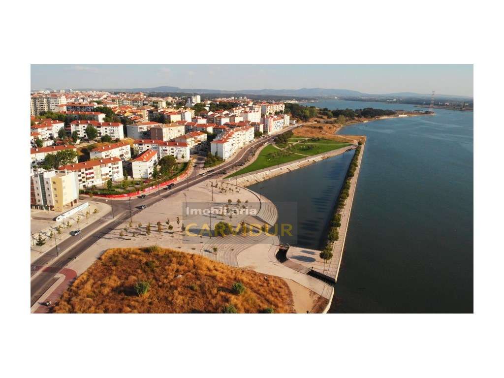 Alto Seixalinho T2 totalmente remodelado e equipado-16