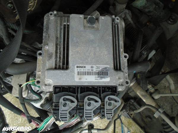 Calculator motor Renault Espace 4  2.0 DCI din 2009 - 1