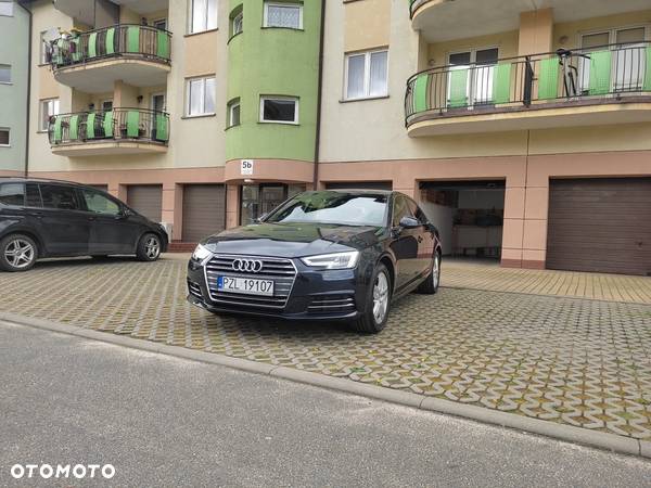 Audi A4 2.0 TDI S tronic - 10