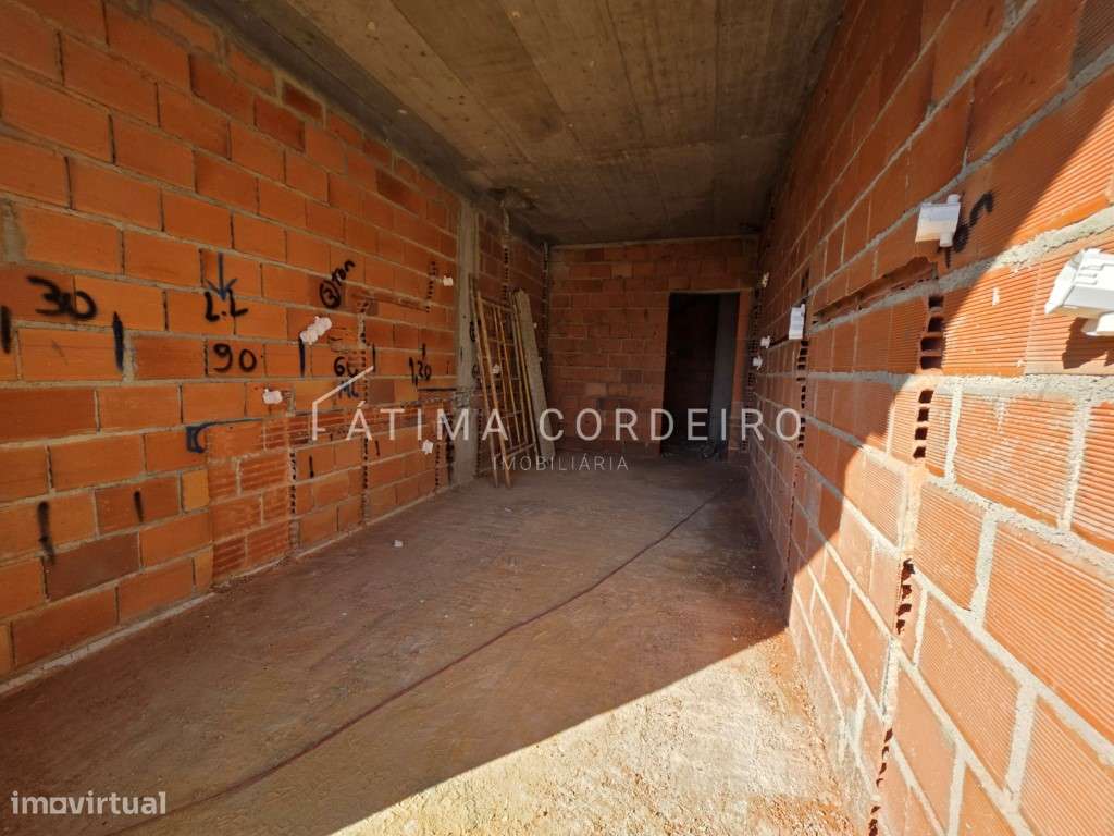 Moradia T4 com 3 Suítes e piscina Fernão Ferro-5