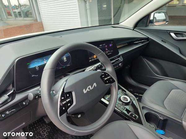 Kia Niro e-Niro 64kWh L - 12