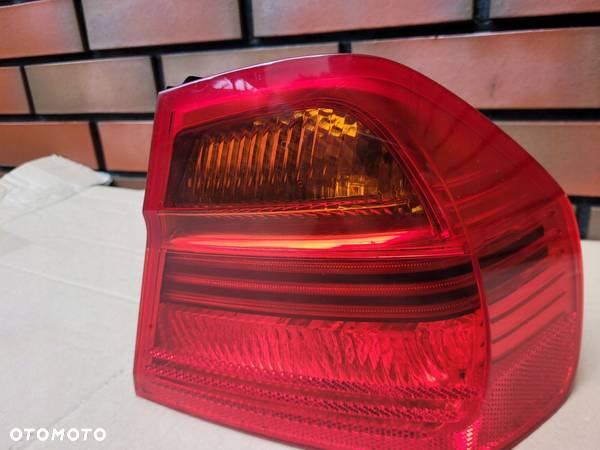 Lampa Tył Prawa BMW 3 E90 E91 Sedan EUROPA - 3