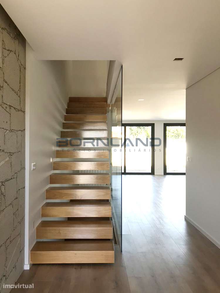 Moradia em Banda - Grande imagem: 2/14