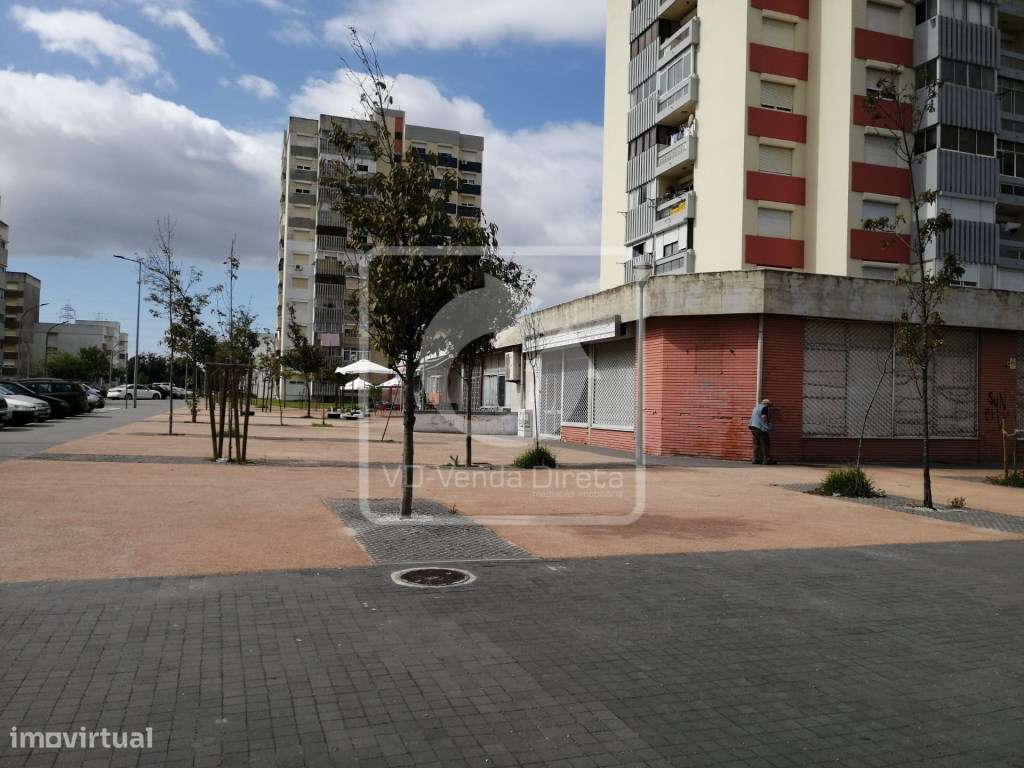 Loja na Cidade Sol com 269m2, com extração de fumos e grades de seg... - Grande imagem: 5/21