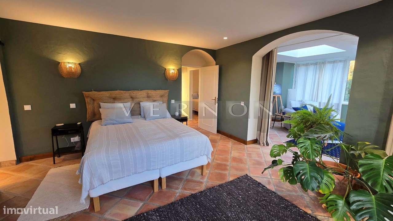 Algarve, Caramujeira,  para venda moradia V3 espaçosa renovada com vis-37