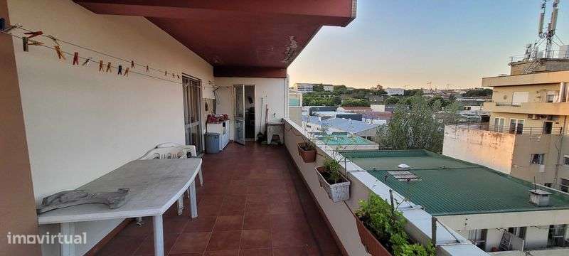 T3 perto do centro de Braga, com grande terraço e vistas deslumbrantes - Grande imagem: 3/10