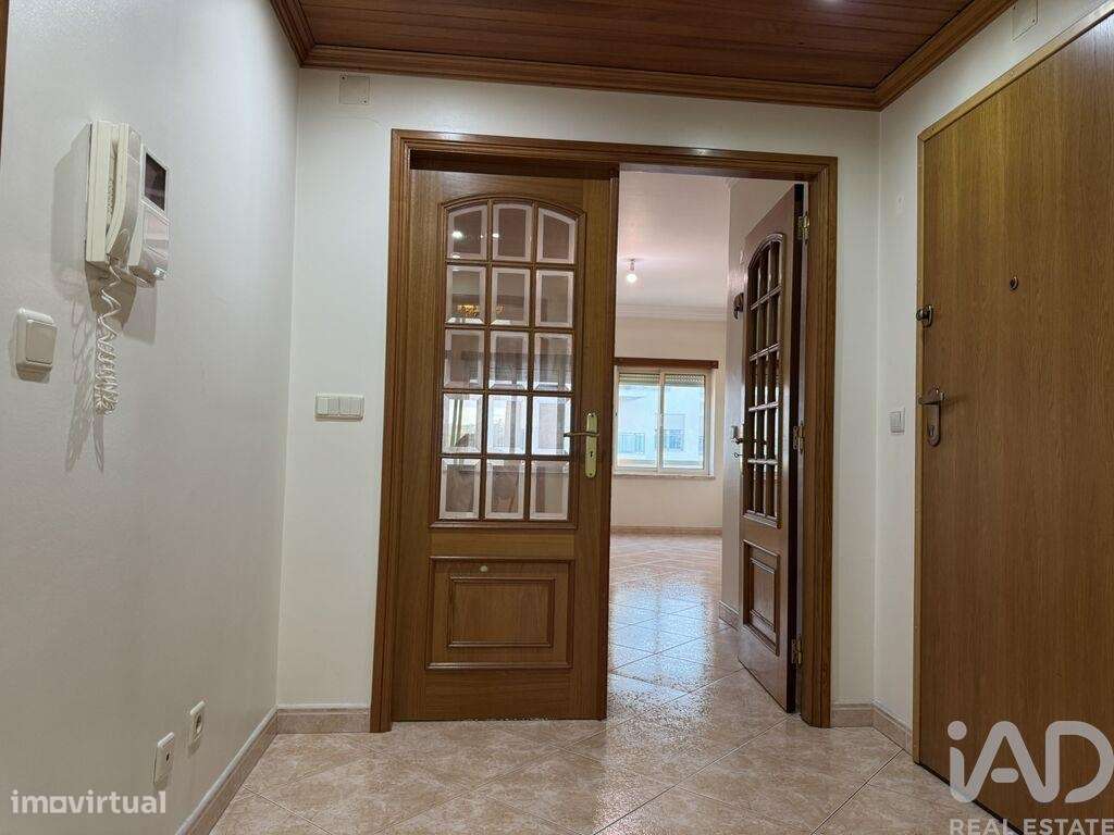 Apartamento T2 em Tomar (São João Baptista) e Santa Maria dos Olivais - Grande imagem: 2/27