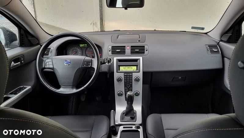 Volvo V50 2.0D Summum - 8