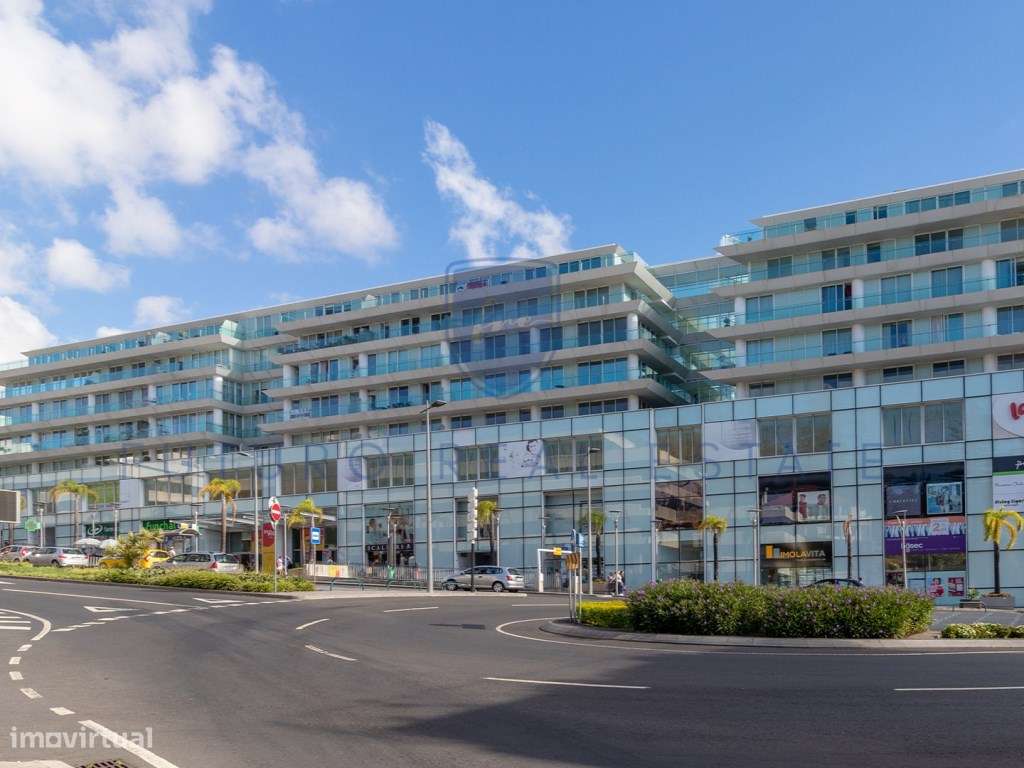 Apartamento 3 Quartos | Centro | Funchal - Grande imagem: 1/26