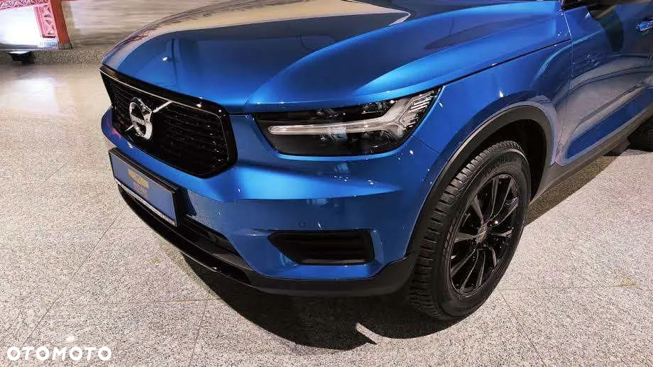 Volvo XC 40 T4 AWD R-Design - 27