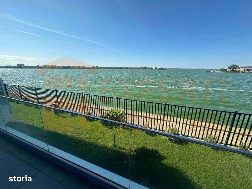 Apartament 3 camere Lake On Residence - vedere superba catre lac!-1